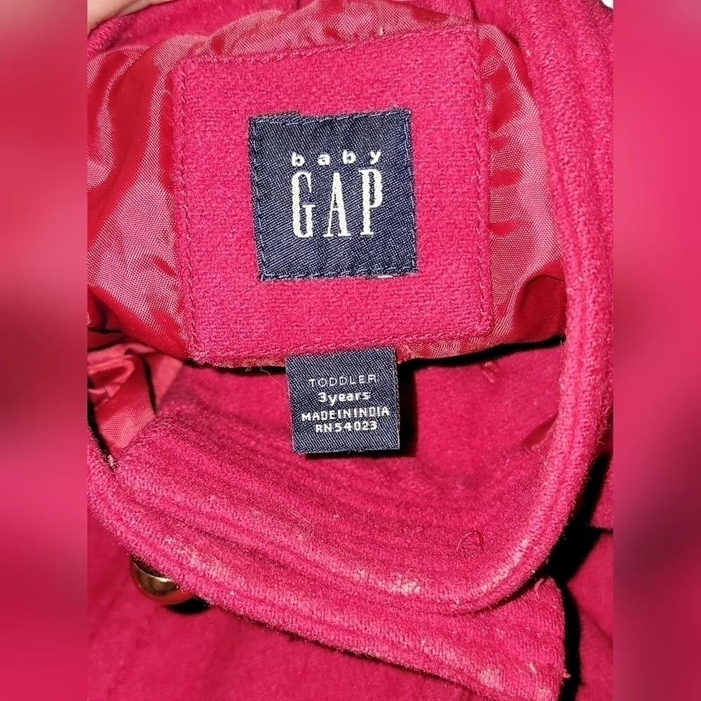 Gap baby Gap toddler 3T wool blend pink coat with gold buttons